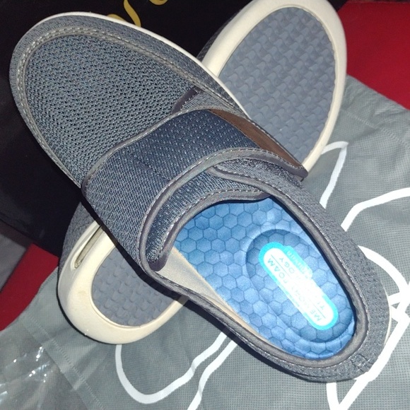 NIB men's diabetic shoes size 8.5 - Picture 3 of 3